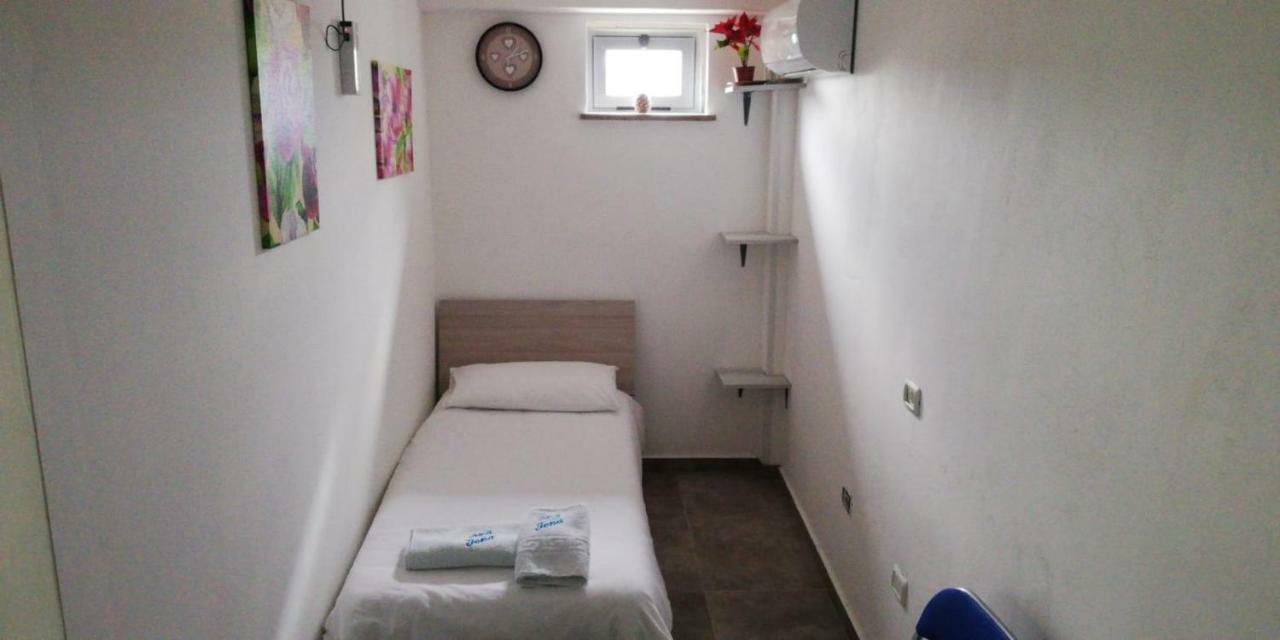 Rocca di Neto B&B Iona מראה חיצוני תמונה